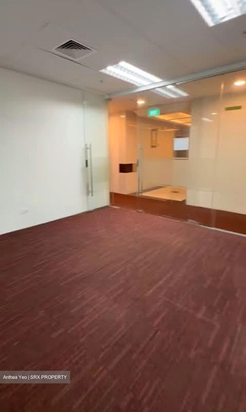 Sunshine Plaza (D7), Office #628572851